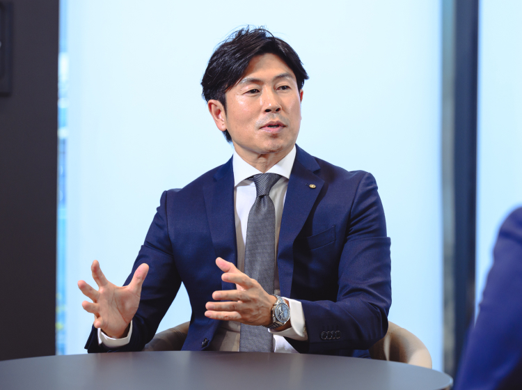 セールススタッフ1